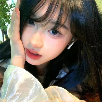 跳舞的红色公交